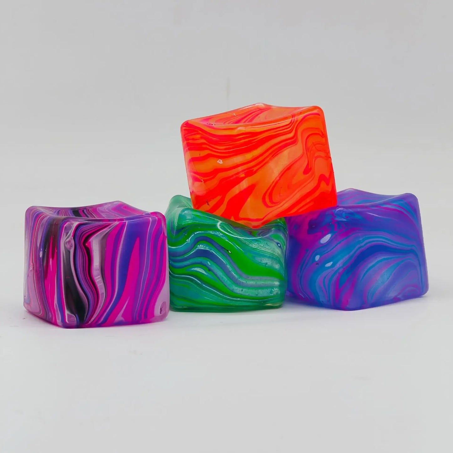 Needoh DUPE Soft and Glutinous Swirly Cube
